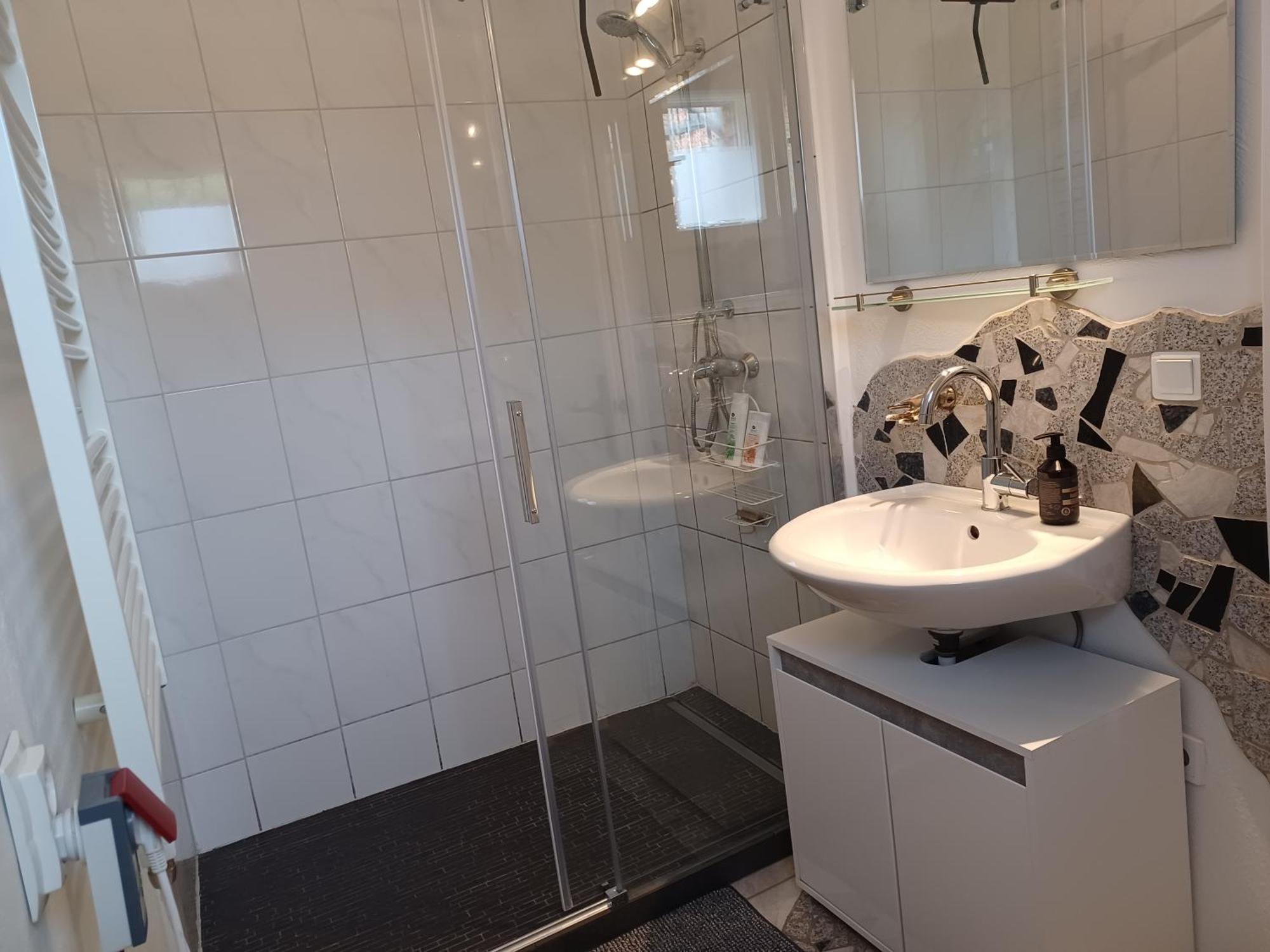 Ehemalige Bibliothek Apartment Fuer 2 Mit Kueche Kamin Netflix Parken Und Hofladen Steinhofel Exteriér fotografie