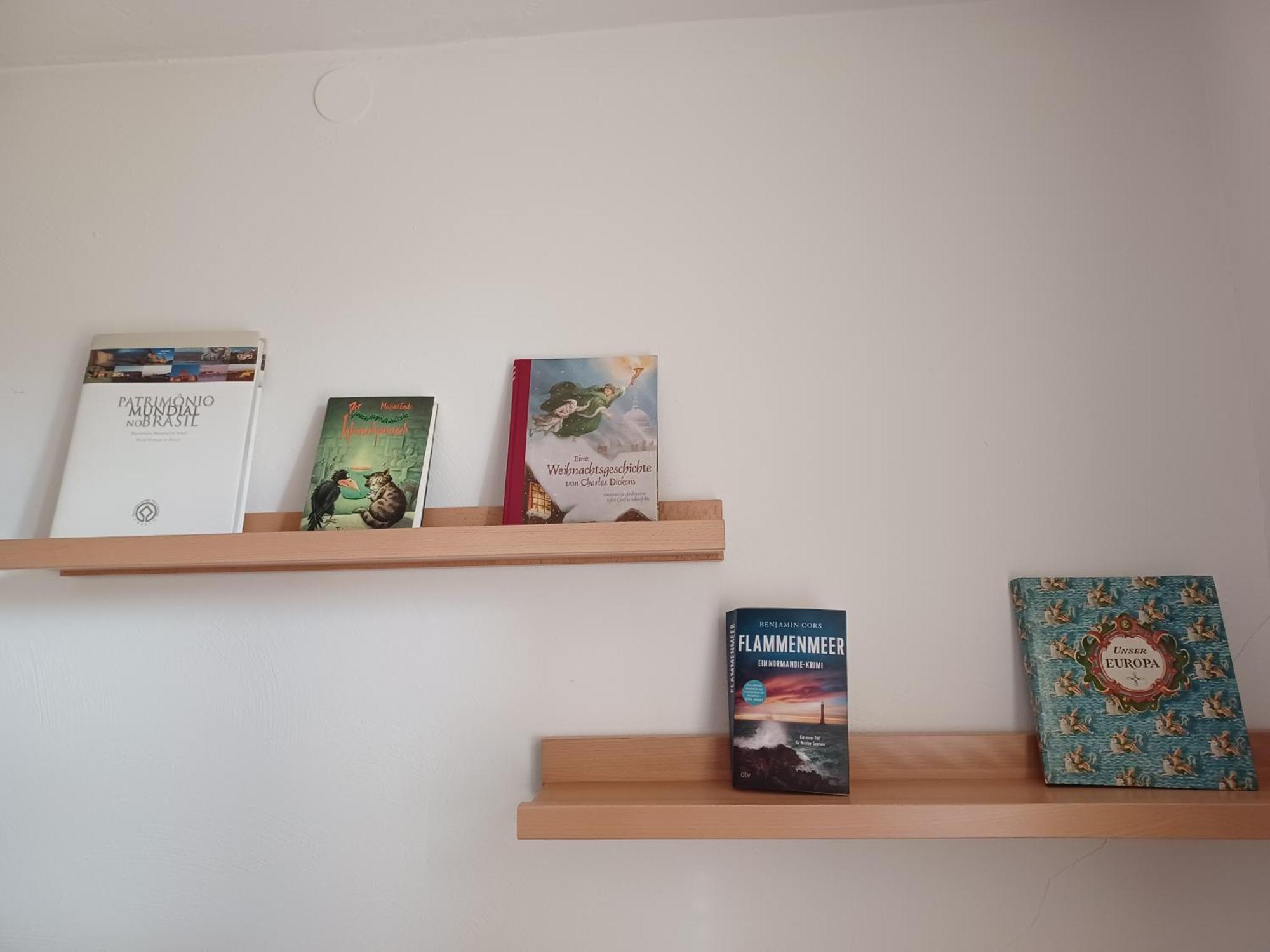 Ehemalige Bibliothek Apartment Fuer 2 Mit Kueche Kamin Netflix Parken Und Hofladen Steinhofel Exteriér fotografie